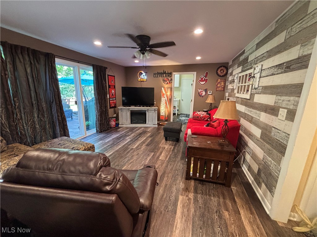 823 Colony Drive Highland Heights OH 44143