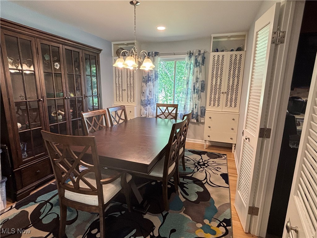 823 Colony Drive Highland Heights OH 44143