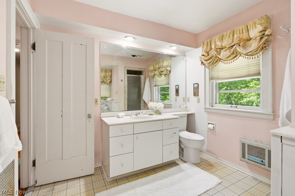 2850 Broxton Road Shaker Heights OH 44120