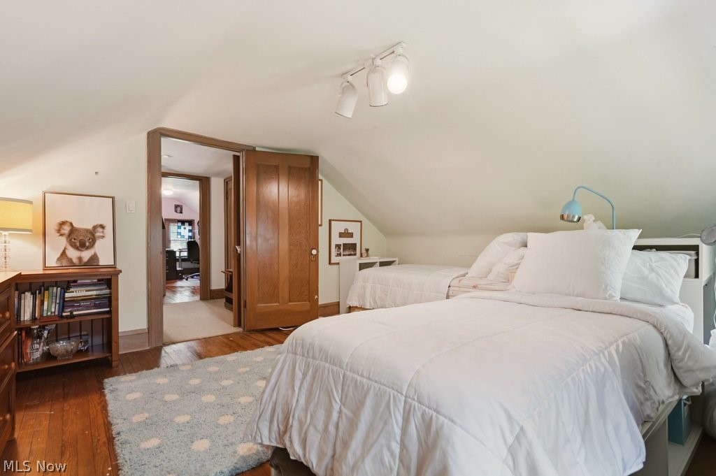 2850 Broxton Road Shaker Heights OH 44120