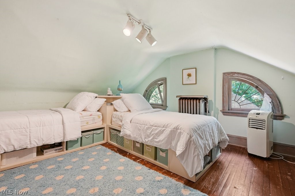 2850 Broxton Road Shaker Heights OH 44120