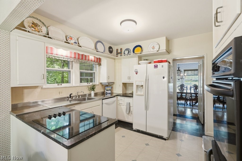 2850 Broxton Road Shaker Heights OH 44120