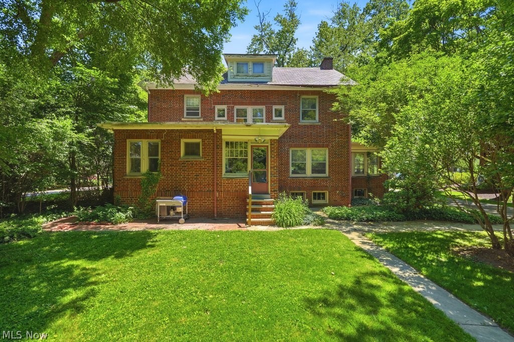 2850 Broxton Road Shaker Heights OH 44120