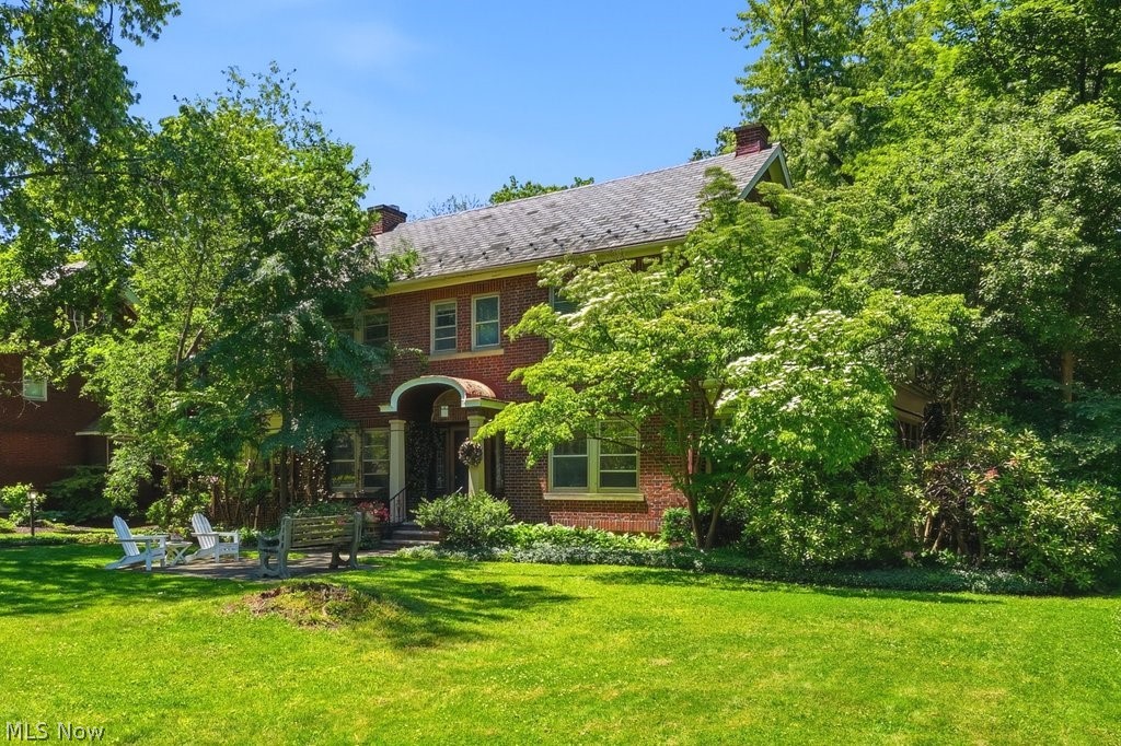 2850 Broxton Road Shaker Heights OH 44120