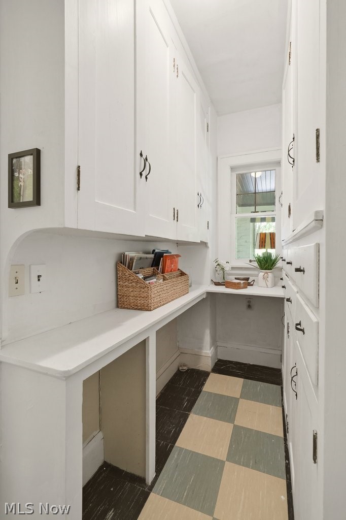 2850 Broxton Road Shaker Heights OH 44120