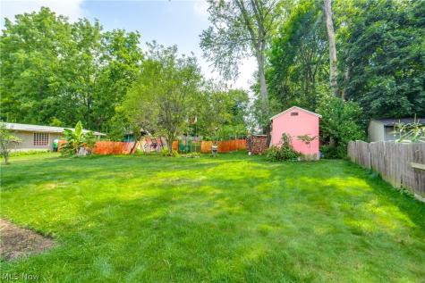 1637 Vicgross Avenue Akron OH 44310