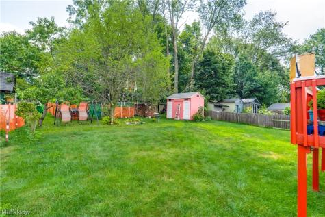 1637 Vicgross Avenue Akron OH 44310