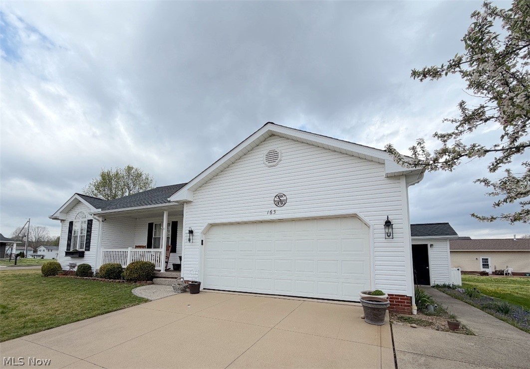 163 Bob Ed Harris Avenue SW New Philadelphia OH 44663