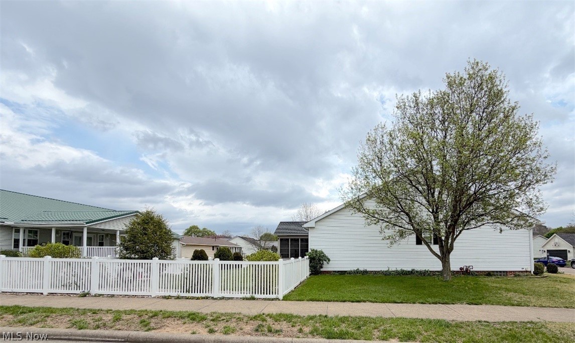 163 Bob Ed Harris Avenue SW New Philadelphia OH 44663
