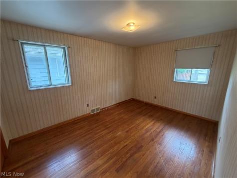 77 William Street Bedford OH 44146
