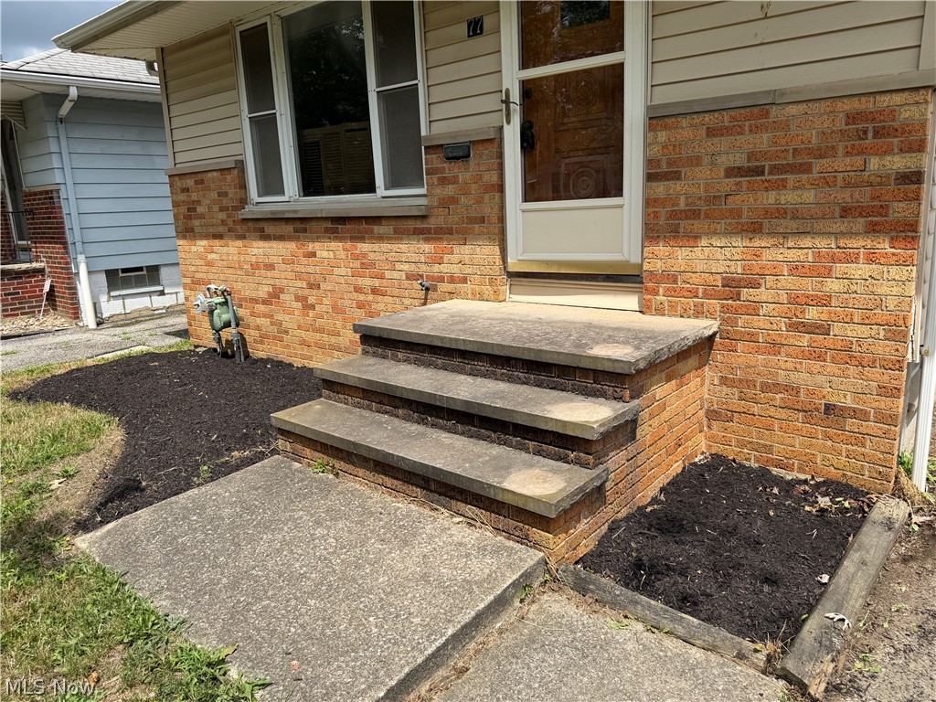 77 William Street Bedford OH 44146