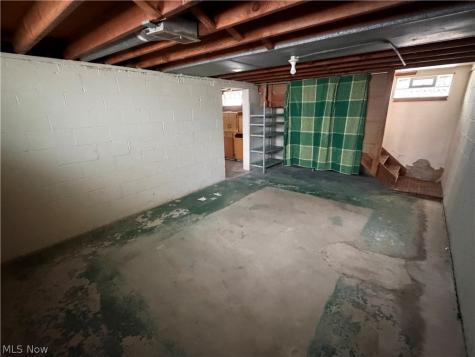 77 William Street Bedford OH 44146