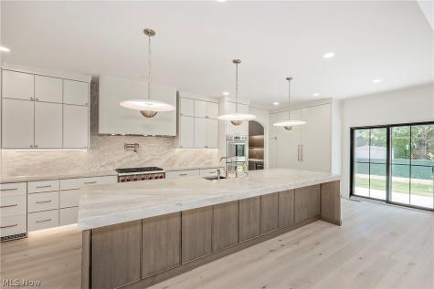 2613 Brentwood Road Beachwood OH 44122