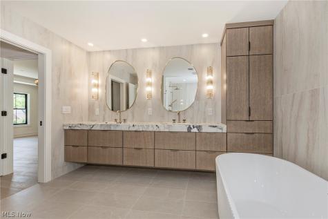 2613 Brentwood Road Beachwood OH 44122