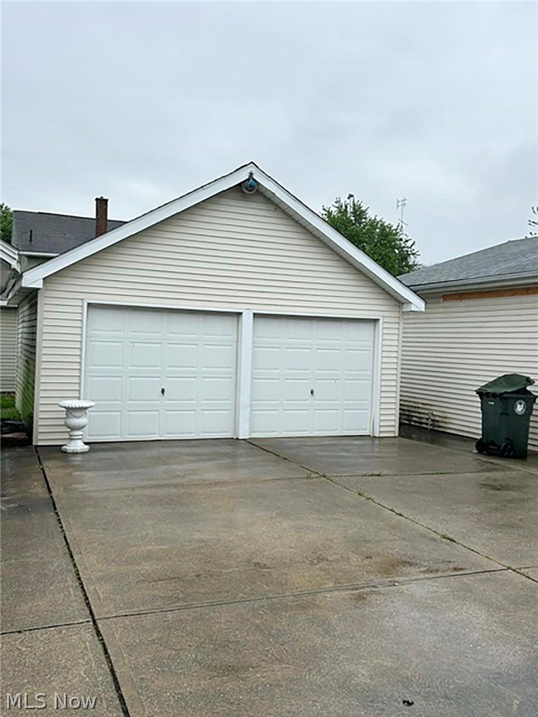 824 Smith Avenue NW Canton OH 44708