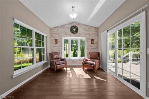 9590 Ravinia Drive Olmsted Falls OH 44138