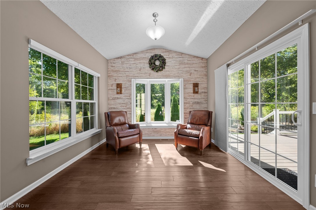 9590 Ravinia Drive Olmsted Falls OH 44138