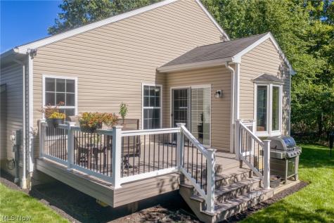9590 Ravinia Drive Olmsted Falls OH 44138