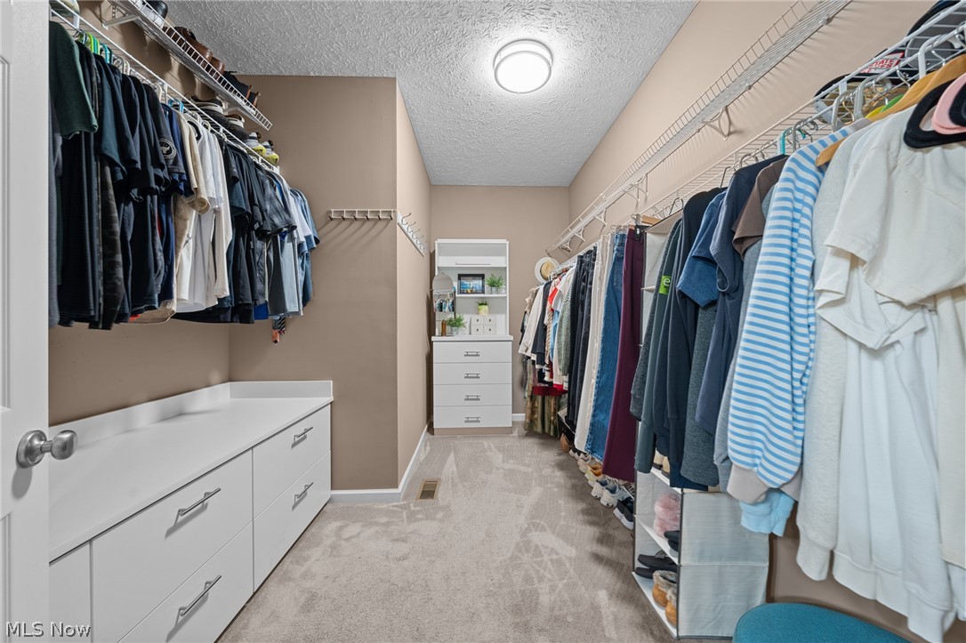 9590 Ravinia Drive Olmsted Falls OH 44138