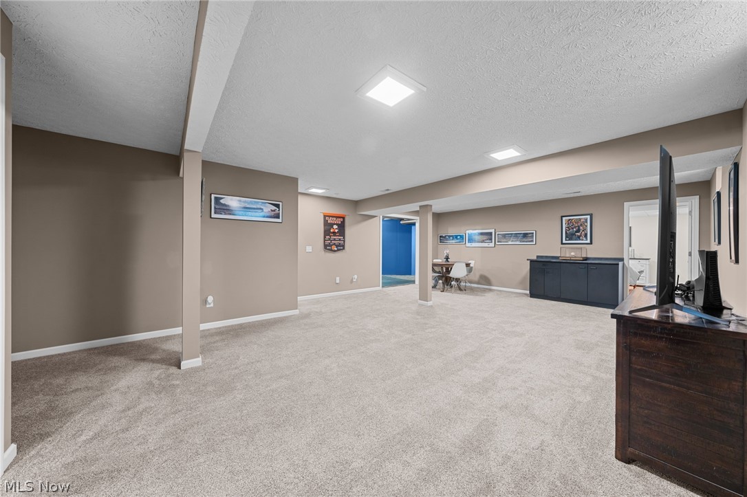 9590 Ravinia Drive Olmsted Falls OH 44138