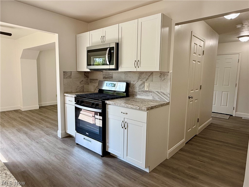 241 Reed Avenue Campbell OH 44405