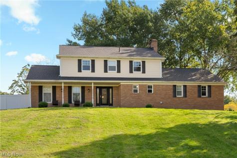 6945 Ponteberry Street NW Canton OH 44718