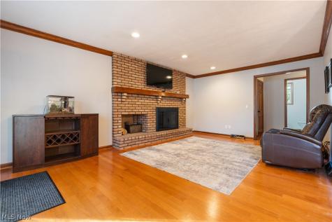 6945 Ponteberry Street NW Canton OH 44718