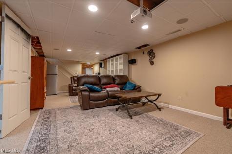 6945 Ponteberry Street NW Canton OH 44718