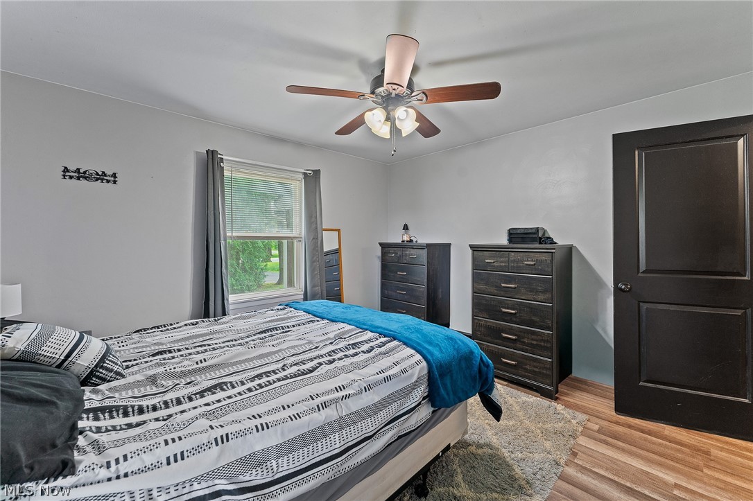 1521 W Park Avenue Niles OH 44446