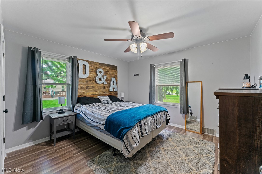1521 W Park Avenue Niles OH 44446