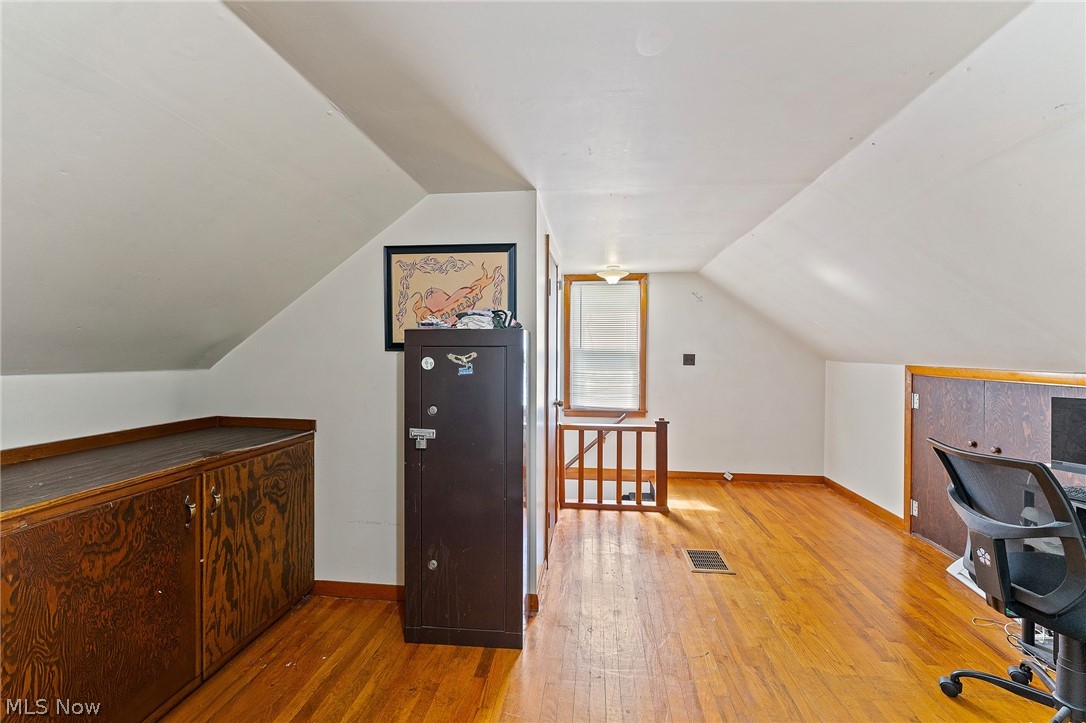 1521 W Park Avenue Niles OH 44446