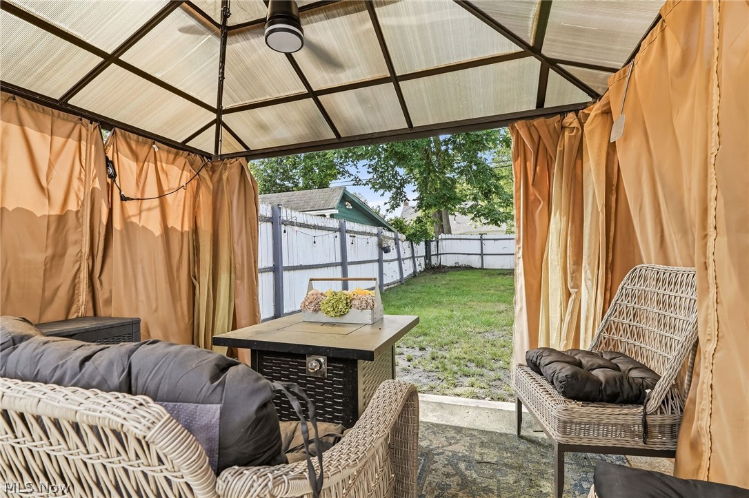 109 Stanford Avenue Elyria OH 44035