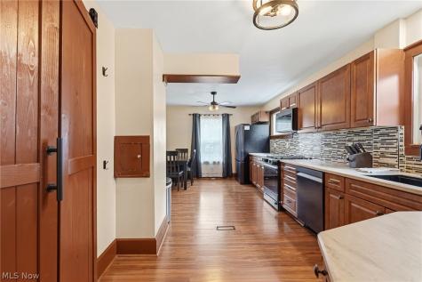 109 Stanford Avenue Elyria OH 44035