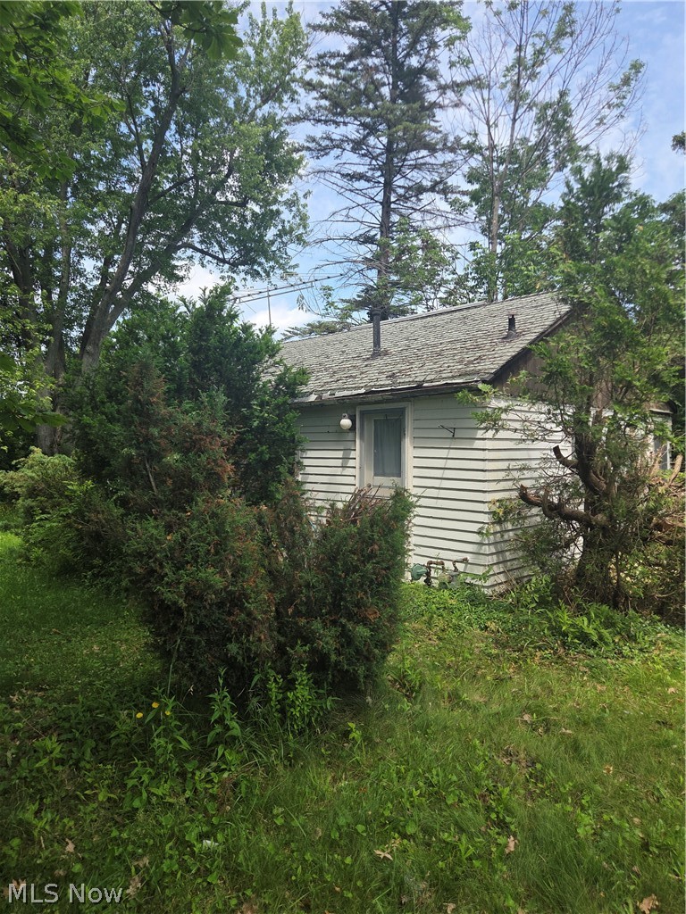 1344 Dunedin Avenue Madison OH 44057