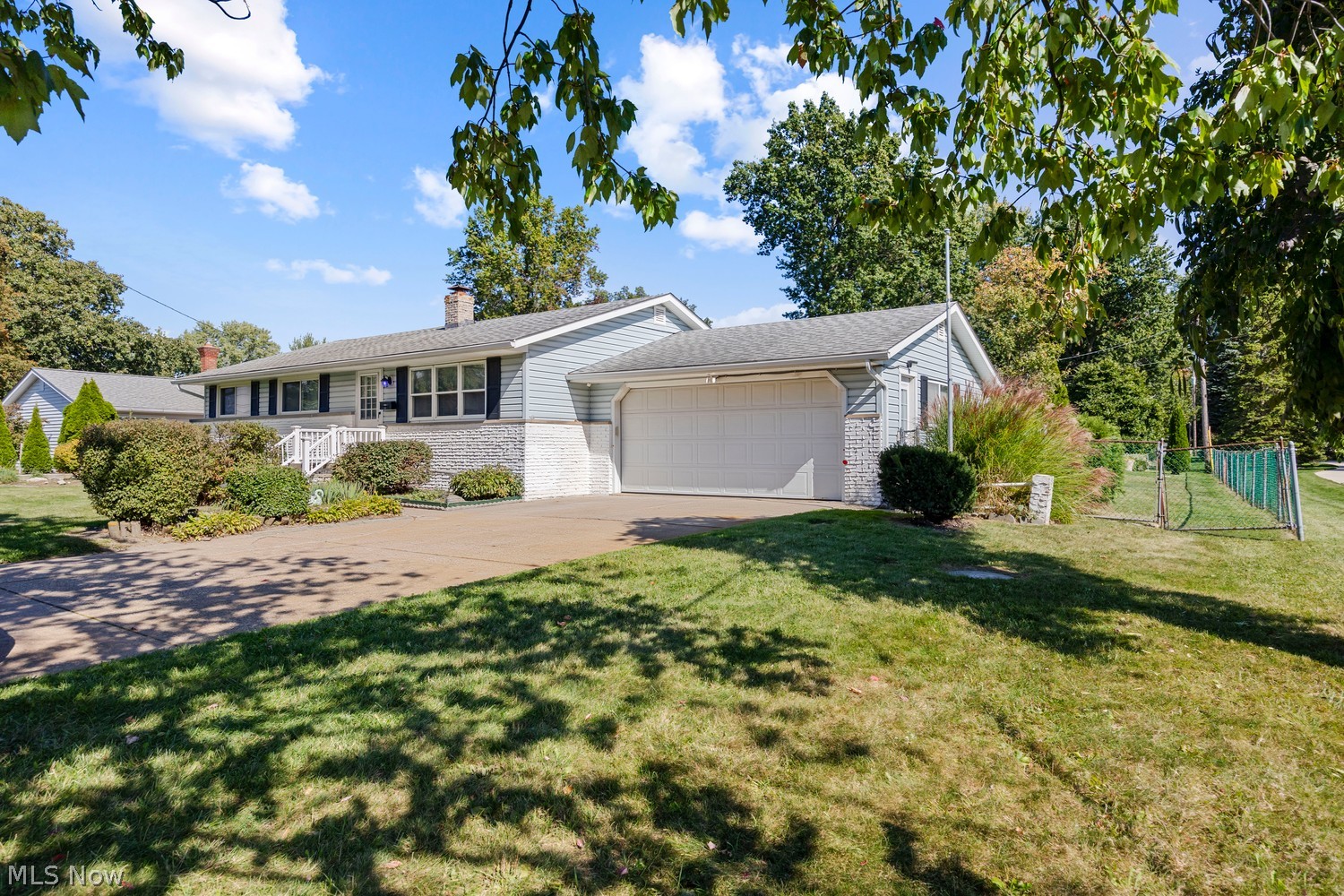 195 Moore Road Avon Lake OH 44012