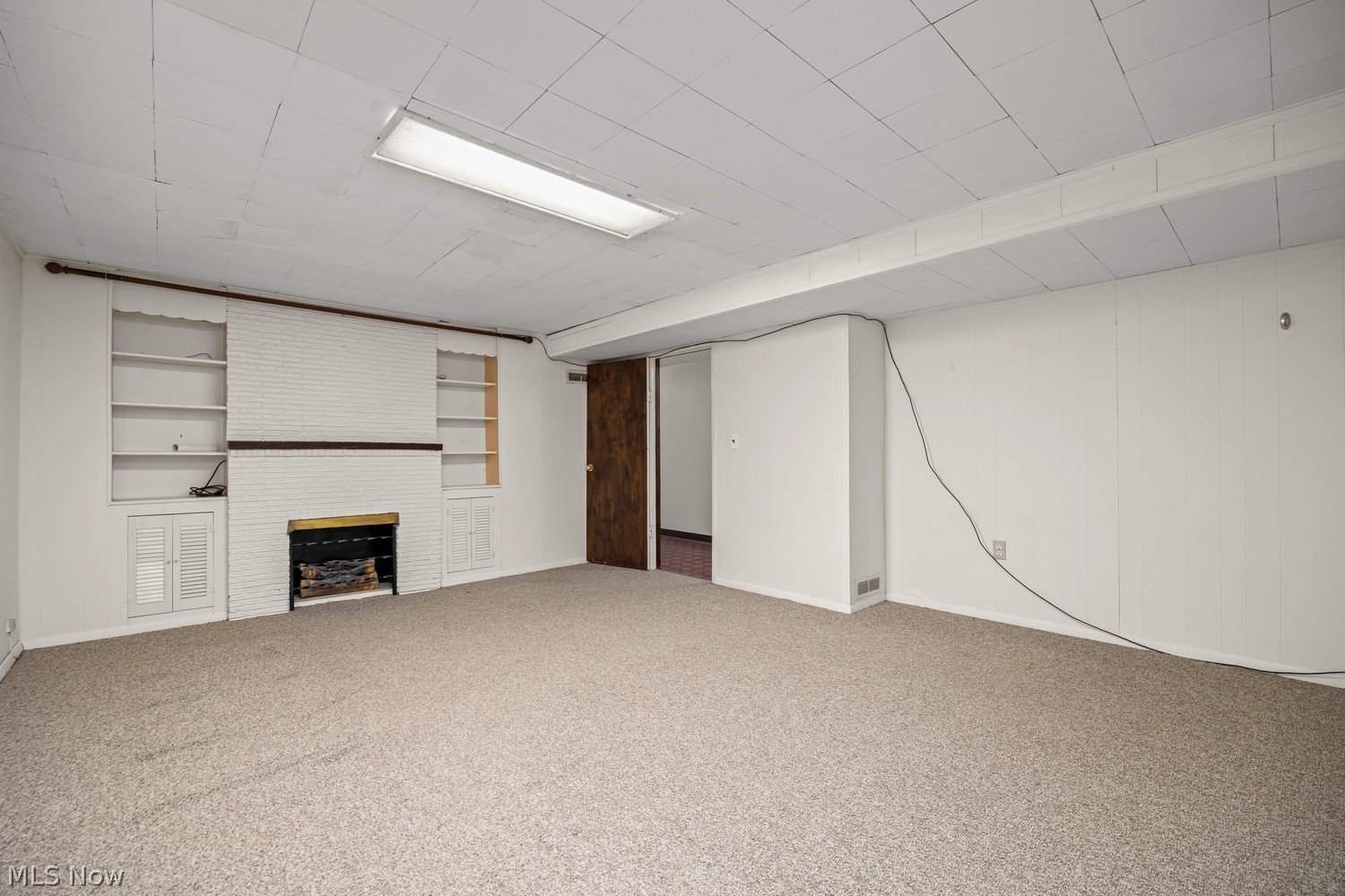 195 Moore Road Avon Lake OH 44012