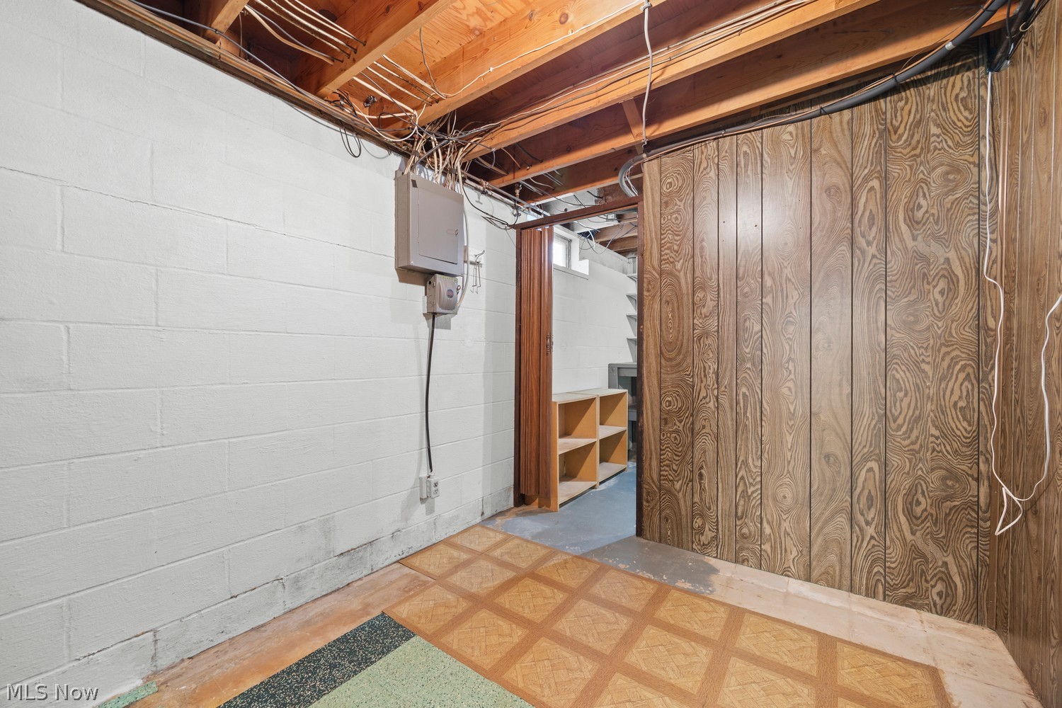 195 Moore Road Avon Lake OH 44012
