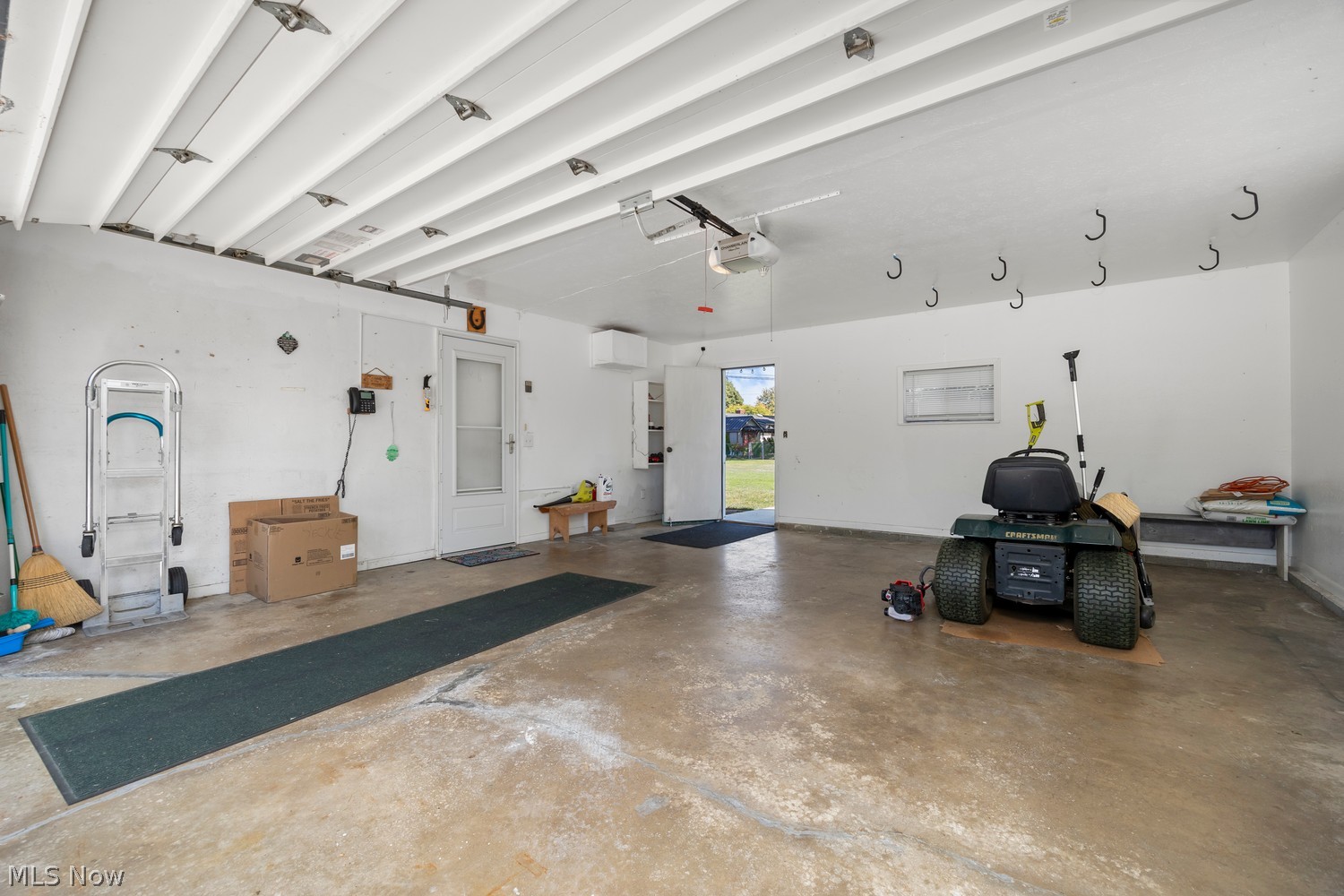 195 Moore Road Avon Lake OH 44012