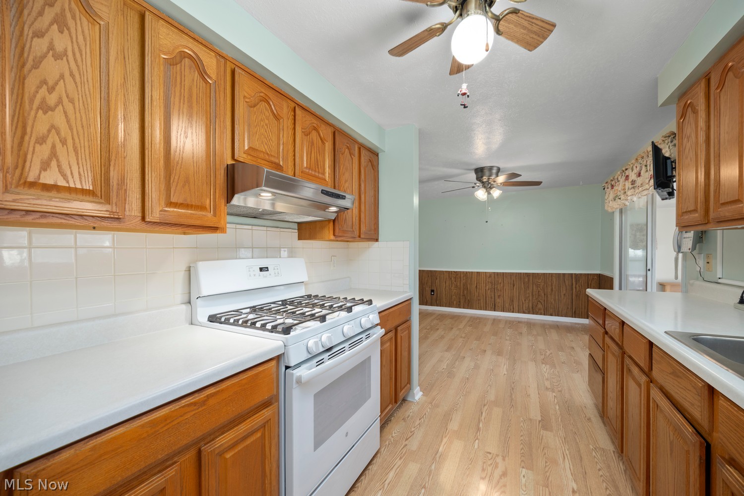 195 Moore Road Avon Lake OH 44012