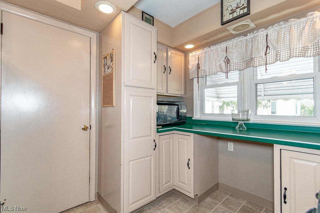 8365 N Locust Drive Kirtland OH 44094
