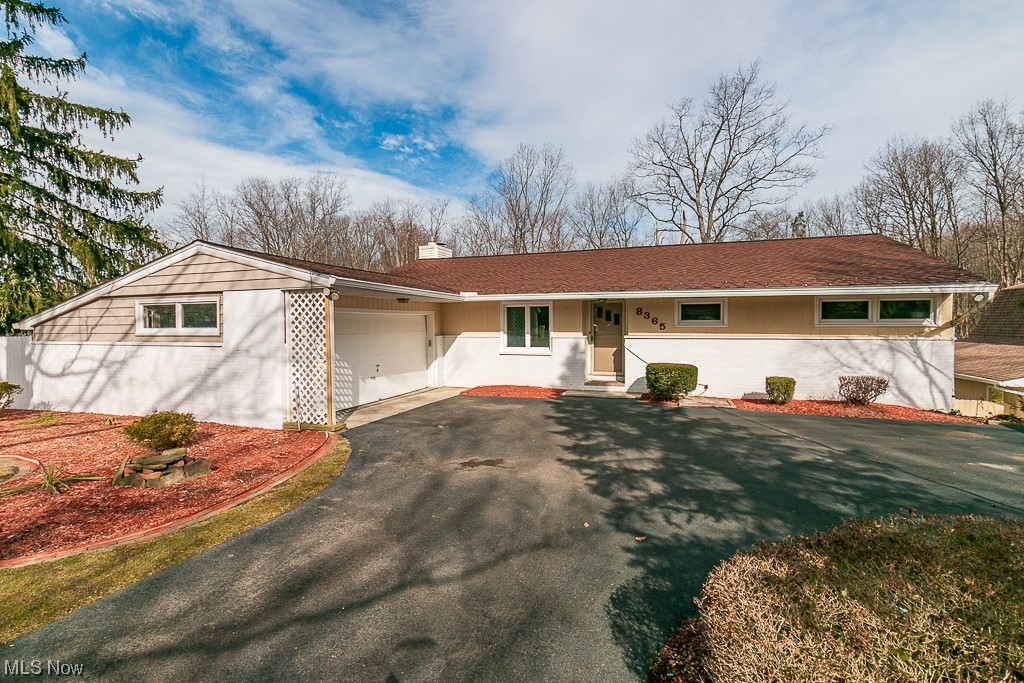 8365 N Locust Drive Kirtland OH 44094