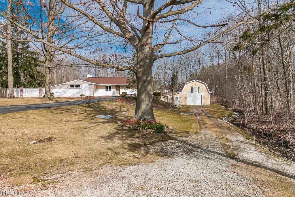 8365 N Locust Drive Kirtland OH 44094