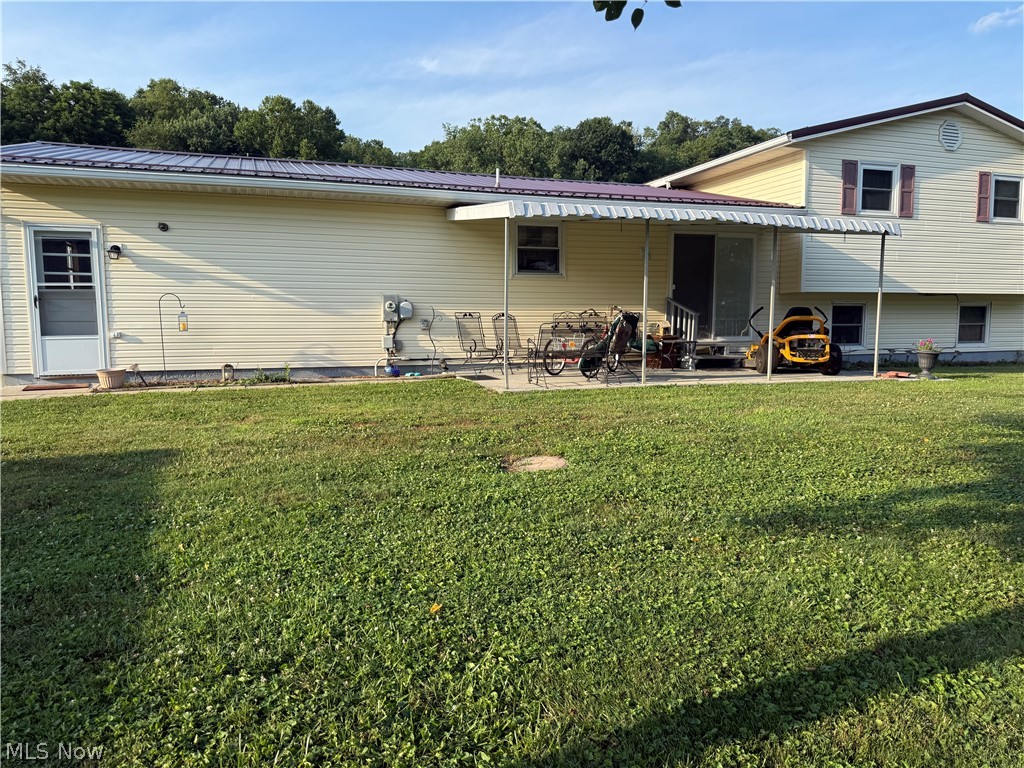 24561 County Road 24 Coshocton OH 43812