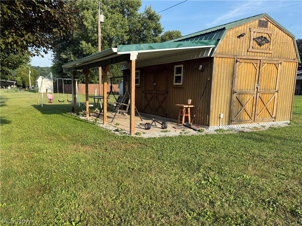 24561 County Road 24 Coshocton OH 43812
