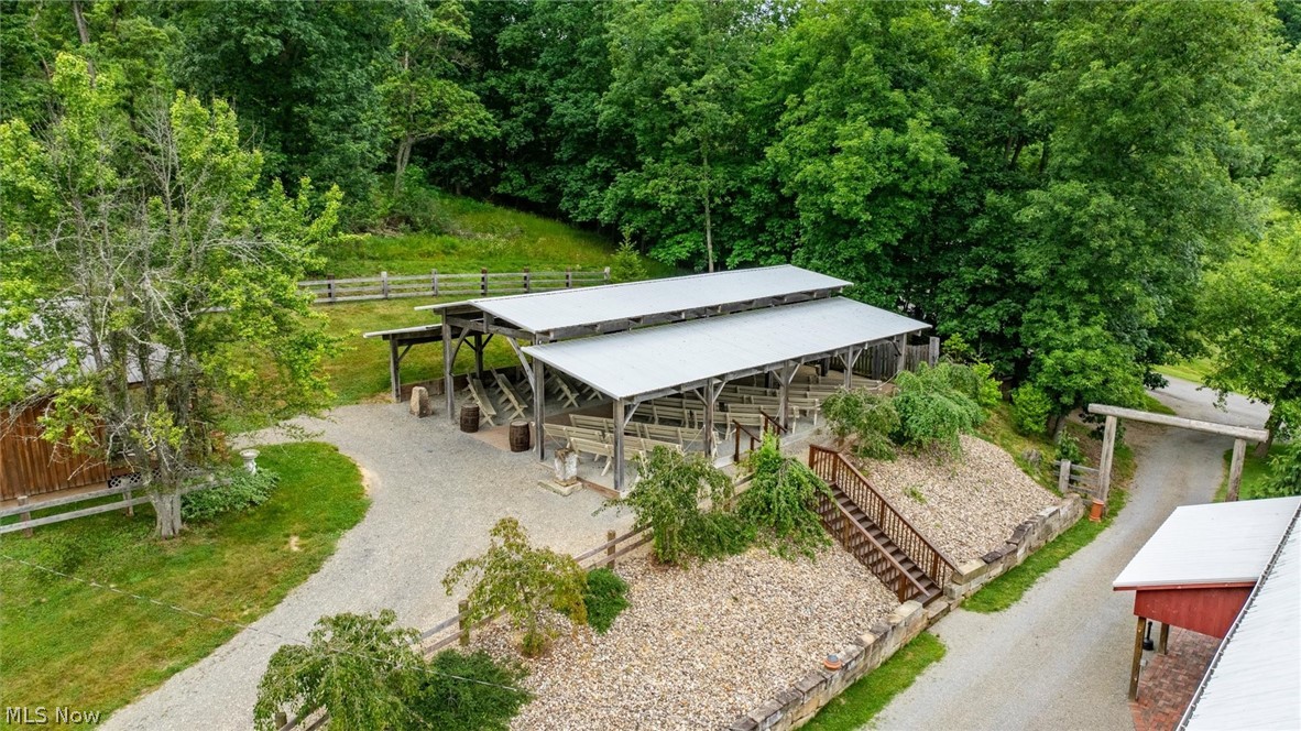 2665 Sub Station Road NE New Philadelphia OH 44663