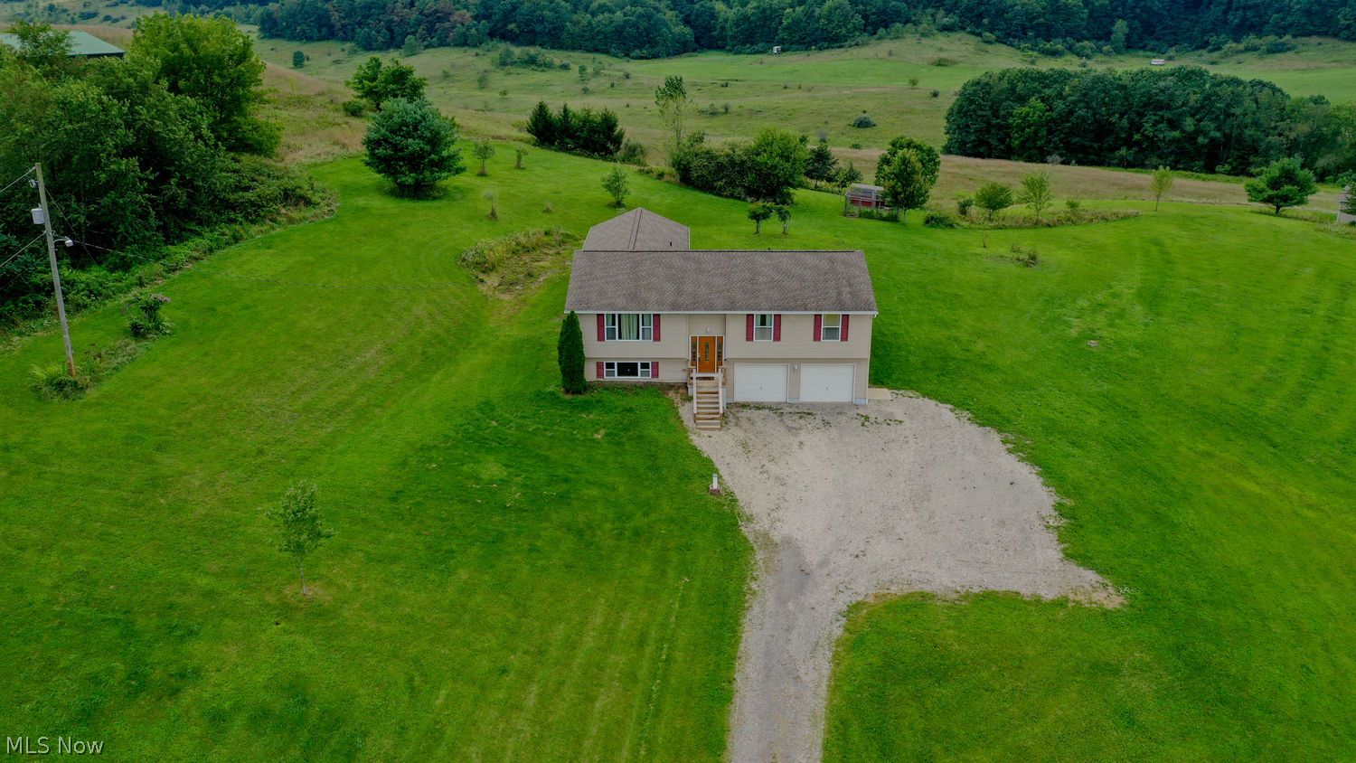 19751 Mcgavern Road Salineville OH 43945