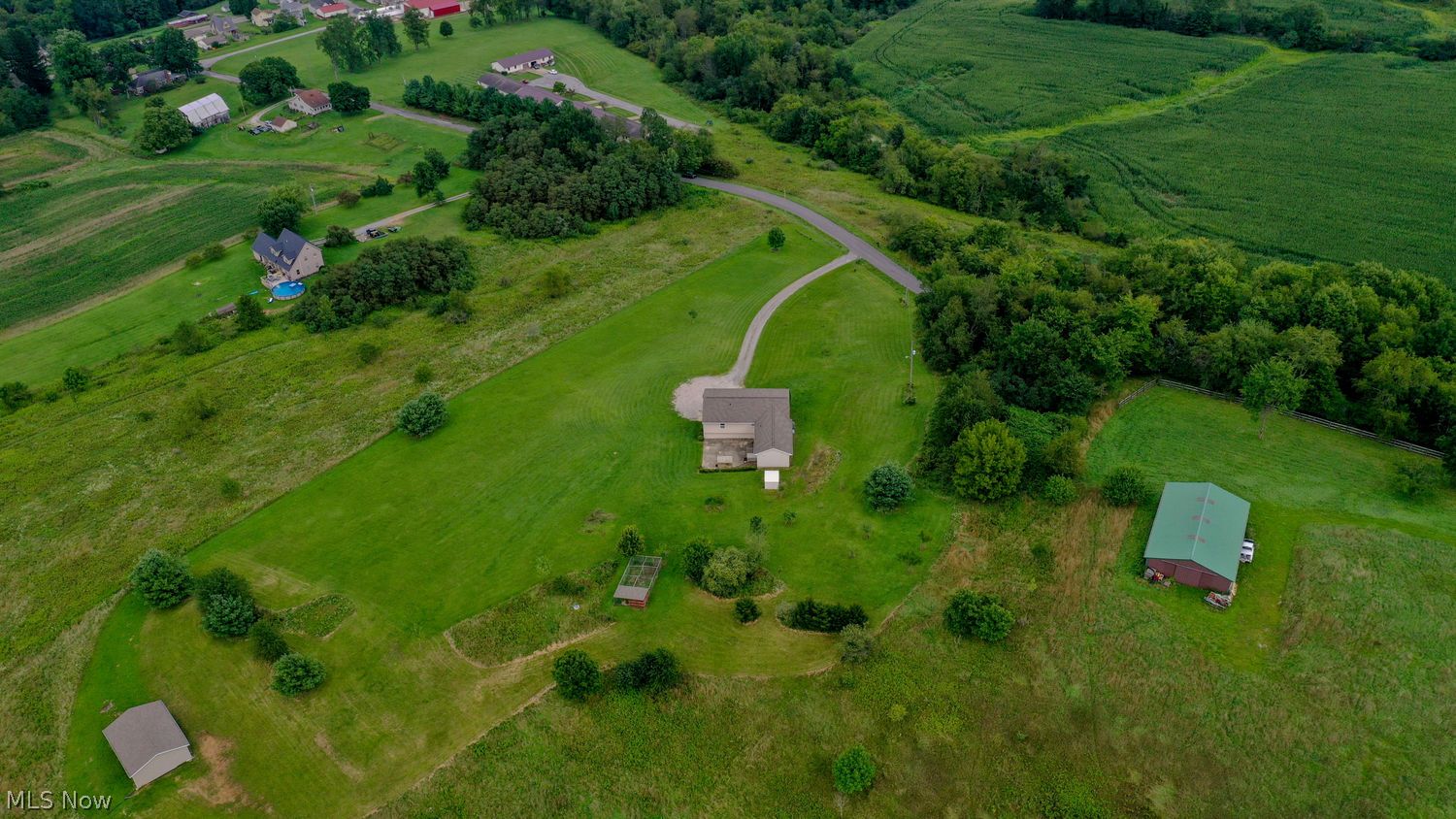 19751 Mcgavern Road Salineville OH 43945