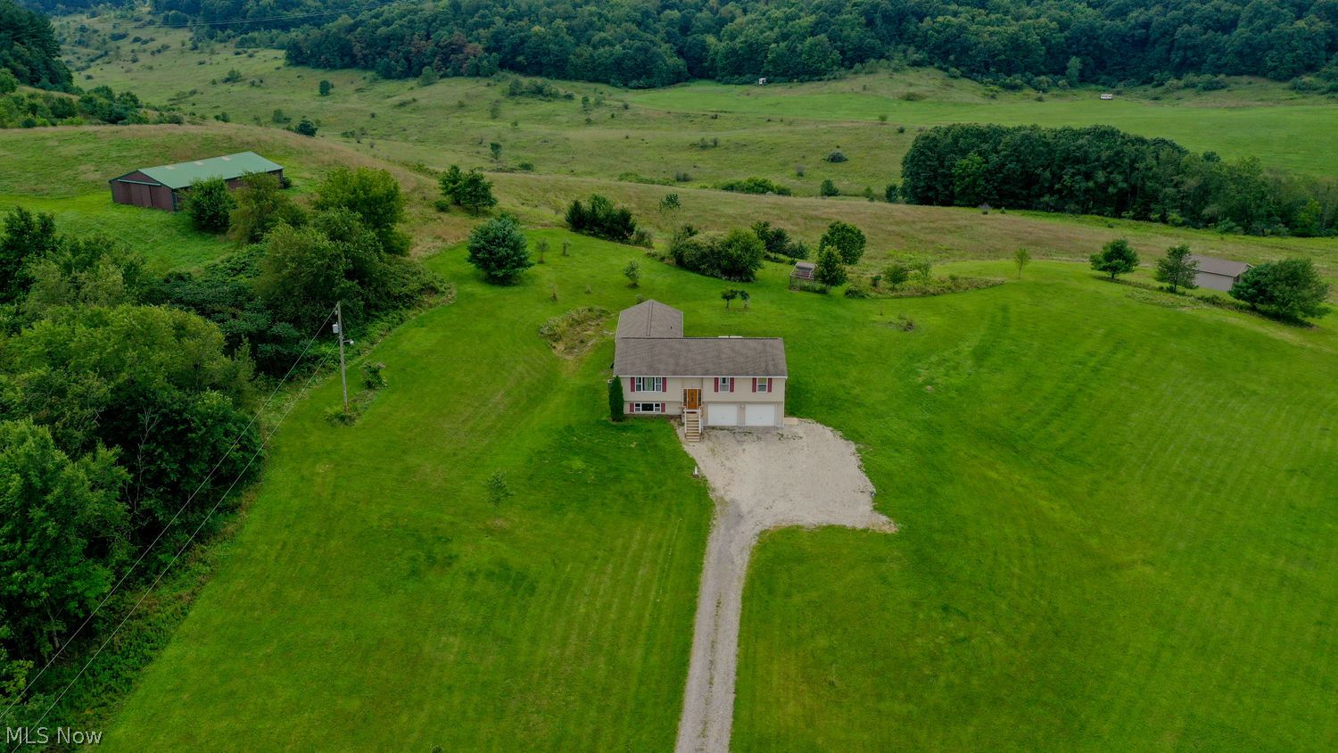 19751 Mcgavern Road Salineville OH 43945