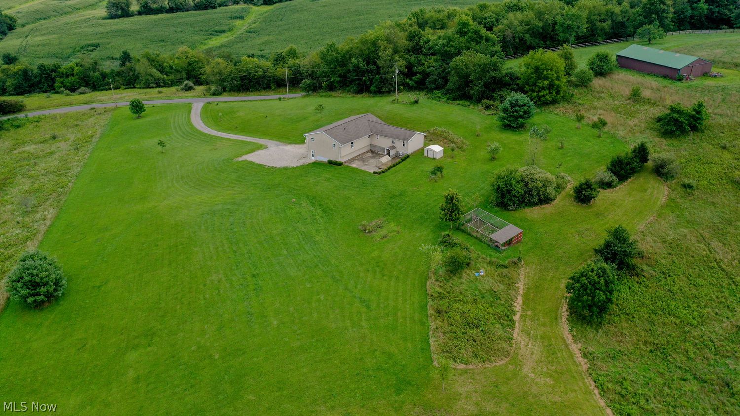 19751 Mcgavern Road Salineville OH 43945