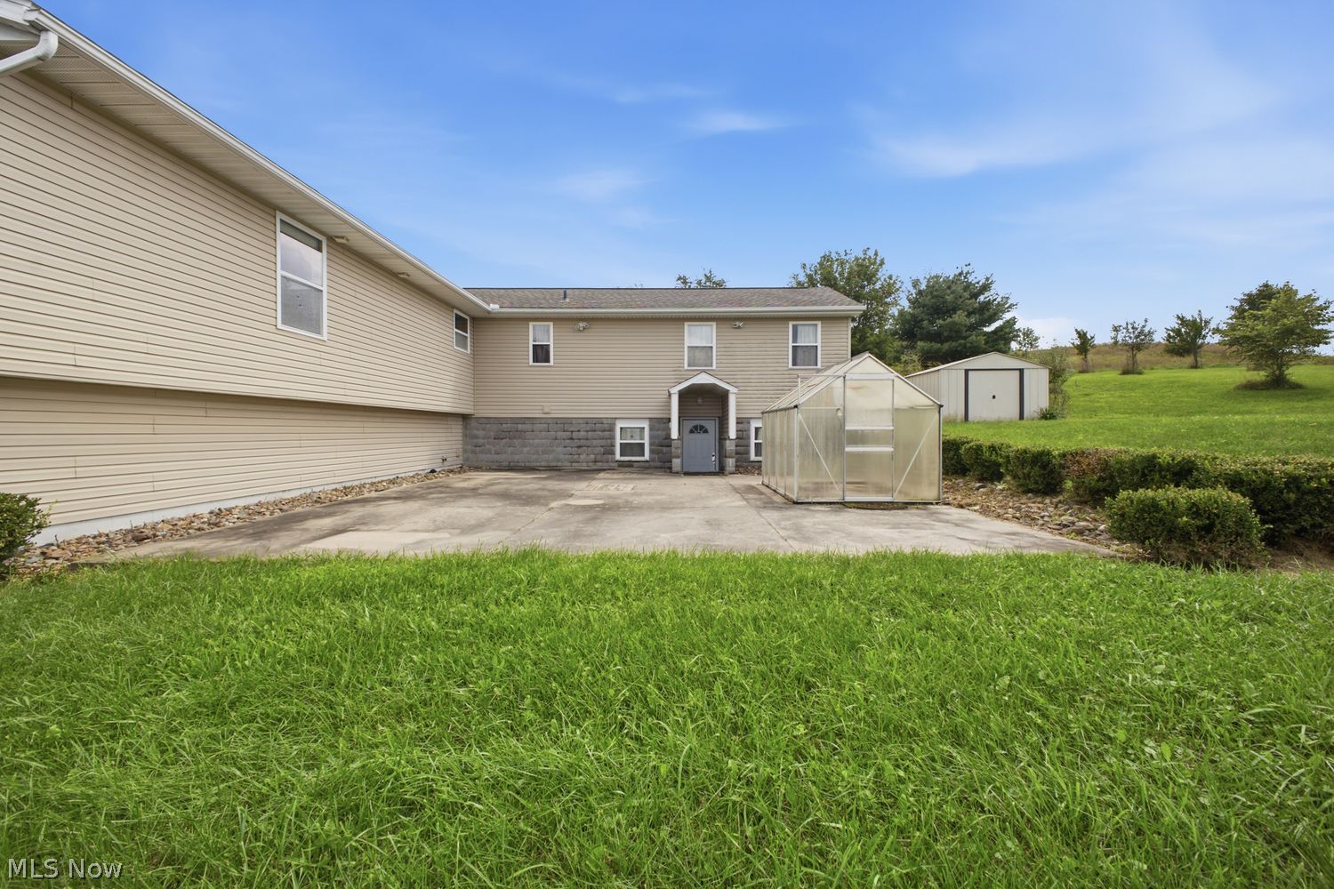 19751 Mcgavern Road Salineville OH 43945